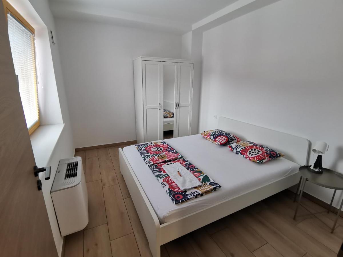 Pubyland Rooms & Apartments Rogatec Luaran gambar
